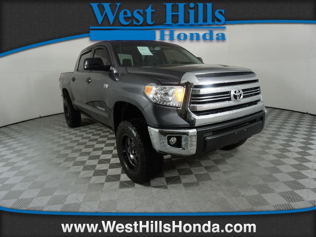 Pre Owned 2017 Toyota Tundra Sr5 4 Door Cab Crew Max In Bremerton
